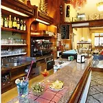 Hotel Elena