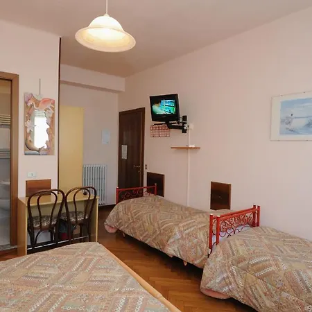 Elena Szálloda Stresa