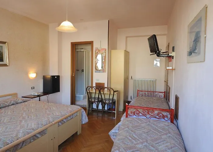 Ξενοδοχείο Elena *